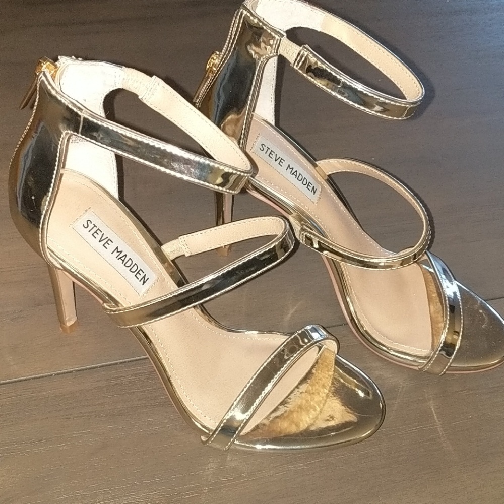 Steve Madden GOLD Feelya high heels